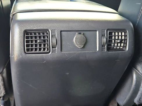 Used 2021 Toyota Tundra Platinum AWD/4WD image 17