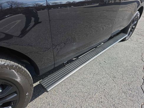 Used 2019 Ford Expedition Max Limited image 8