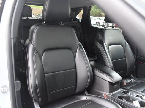 Used 2025 Ford Escape Platinum AWD/4WD image 26
