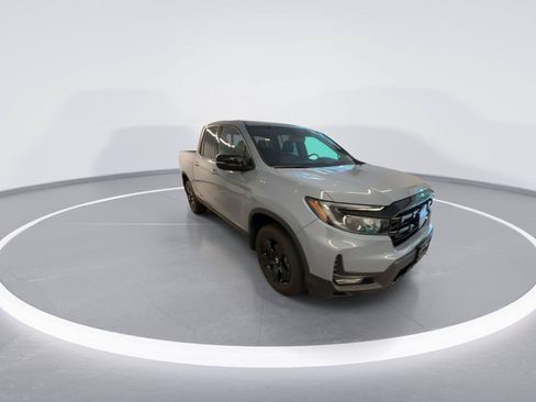 Used 2024 Honda Ridgeline Black Edition image 1