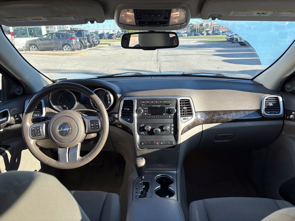 Used 2012 Jeep Grand Cherokee Laredo w/ Laredo E Group AWD/4WD image 20
