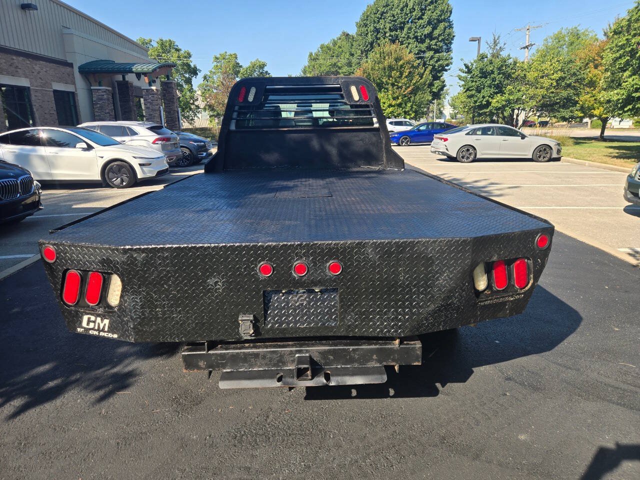 Used 2016 Ford F550 4x4 Crew Cab Super Duty image 15