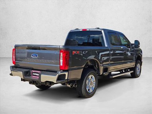 New 2026 Ford F250 XLT w/ FX4 Off-Road Package AWD/4WD image 2