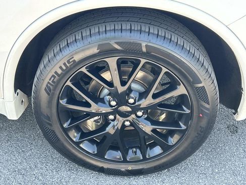 Used 2016 Dodge Durango R/T w/ Technology Group image 16