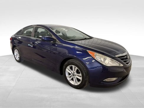 Used 2013 Hyundai Sonata GLS w/ Popular Equipment Pkg FWD image 12