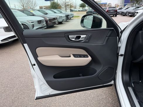 New 2026 Volvo XC60 B5 Plus w/ Protection Package Premier image 16