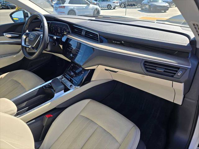 Used 2024 Audi Q8 e-tron Premium Plus w/ Premium Plus Package AWD/4WD image 10