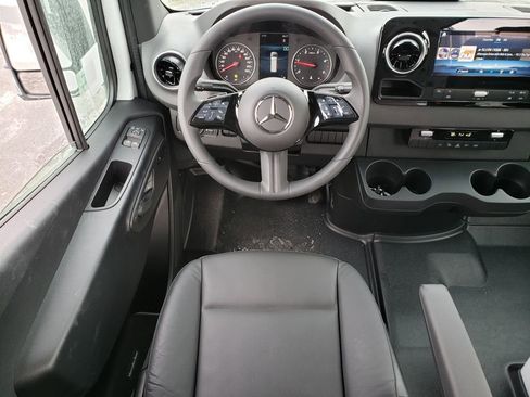 New 2026 Mercedes-Benz Sprinter 2500 image 21