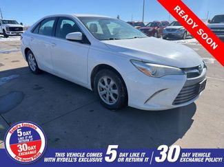 Used 2015 Toyota Camry LE video 1