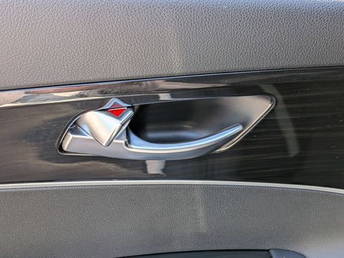 Used 2020 Kia Sorento L FWD image 27