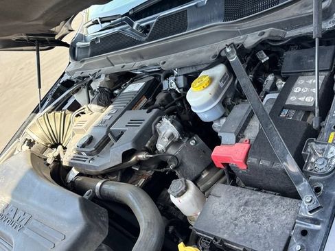 Used 2023 RAM 3500 Limited AWD/4WD image 26