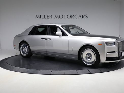 Certified 2023 Rolls-Royce Phantom Sedan w/ The Phantom Package image 5