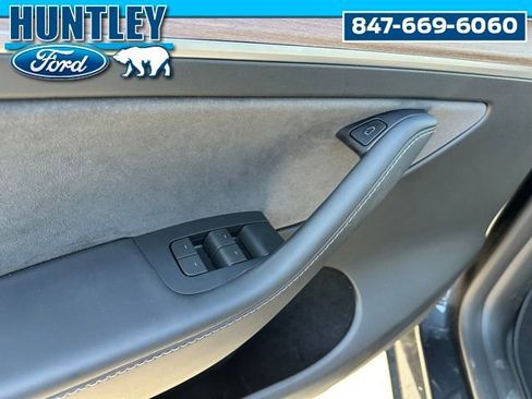 Used 2024 Tesla Model Y Long Range AWD/4WD image 20