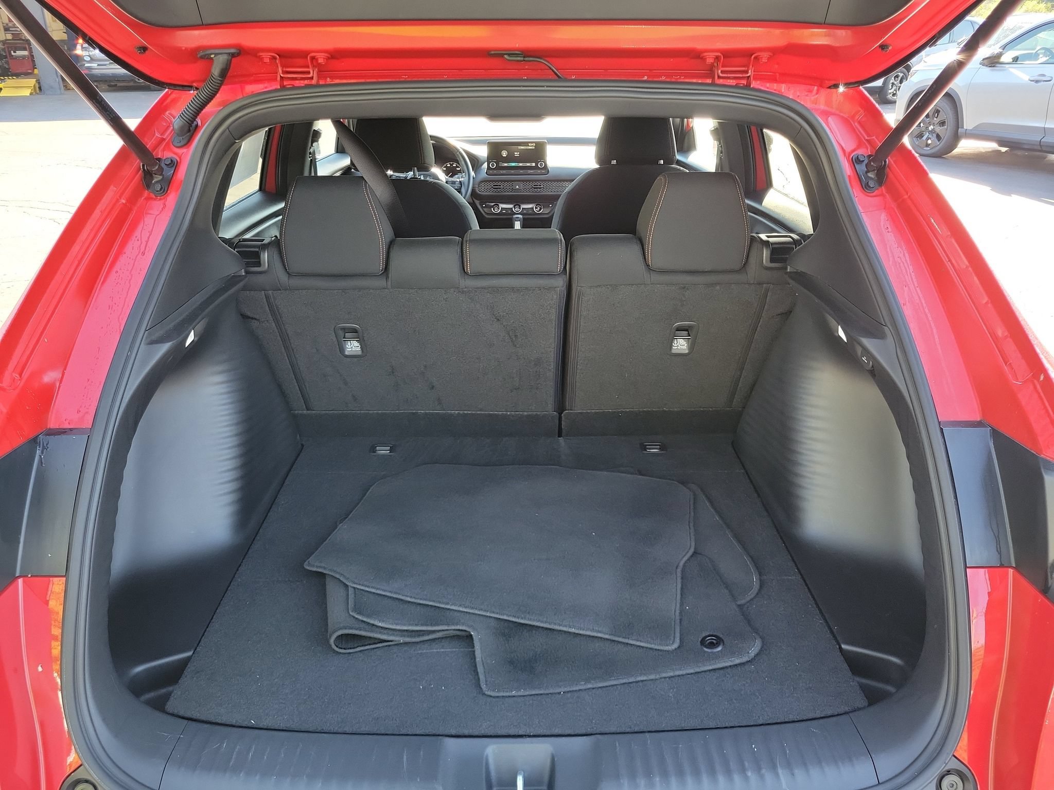 Certified 2024 Honda HR-V Sport image 27