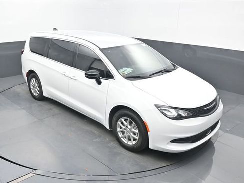 New 2025 Chrysler Voyager LX image 52