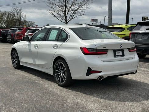 Certified 2022 BMW 330i xDrive Sedan w/ Premium Package 2 image 5