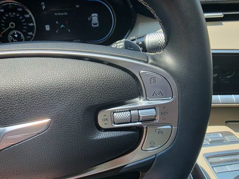 Used 2023 Genesis GV70 2.5T w/ Select Package AWD/4WD image 22