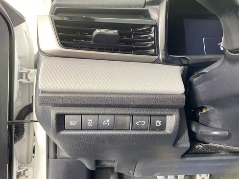 Certified 2025 Toyota Camry SE image 12