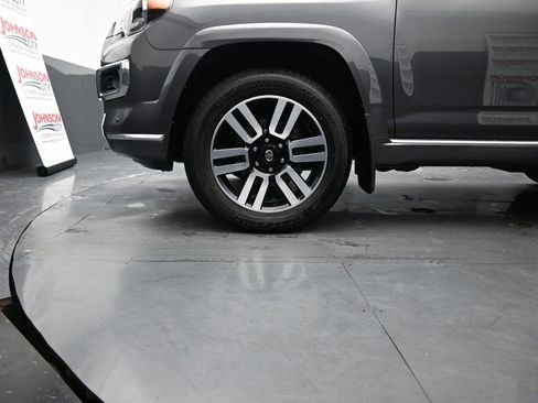 Used 2022 Toyota 4Runner Limited image 15