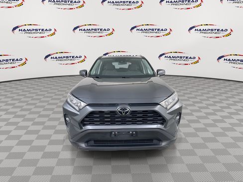 Used 2021 Toyota RAV4 XLE w/ Convenience Package AWD/4WD image 3