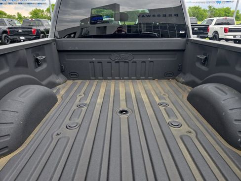 Used 2019 Ford F250 XLT w/ XLT Premium Package AWD/4WD image 6
