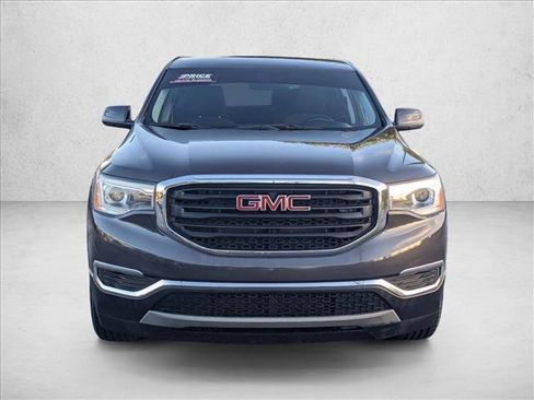 Used 2019 GMC Acadia SLE image 2