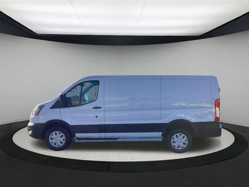Used 2024 Ford Transit 250 Low Roof w/ Exterior Upgrade Package image 5