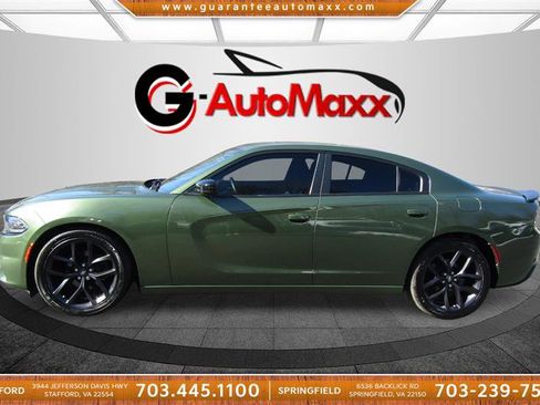Used 2020 Dodge Charger SXT w/ Blacktop Package image 8