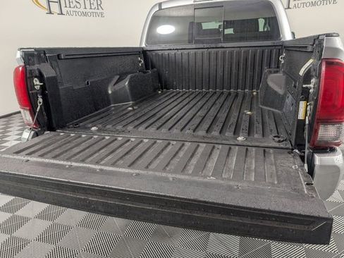 Used 2023 Toyota Tacoma SR5 w/ Technology Package AWD/4WD image 27