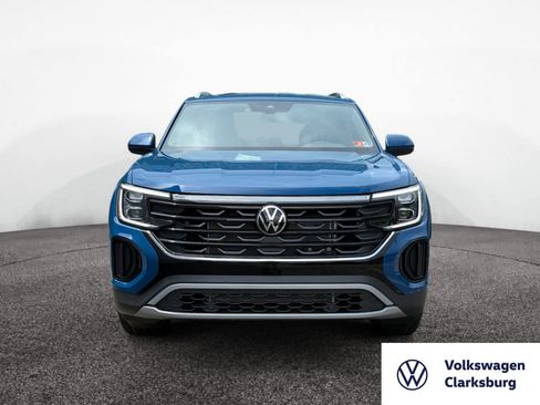 New 2025 Volkswagen Atlas Cross Sport SE image 8