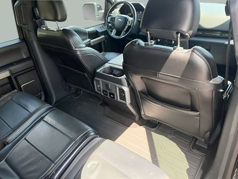 Used 2019 Ford F150 Raptor w/ Equipment Group 802A Luxury AWD/4WD image 15