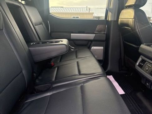 Used 2023 Ford F250 Lariat w/ Sport Appearance Package image 13
