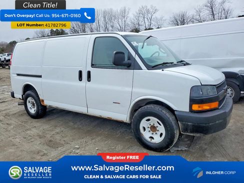 Used 2019 Chevrolet Express 2500 Van Cargo image 5