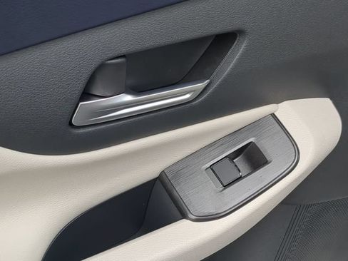 New 2026 Nissan Sentra SL w/ Floor Mat Package FWD image 26
