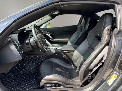 Used 2017 Chevrolet Corvette Z06 RWD image 9