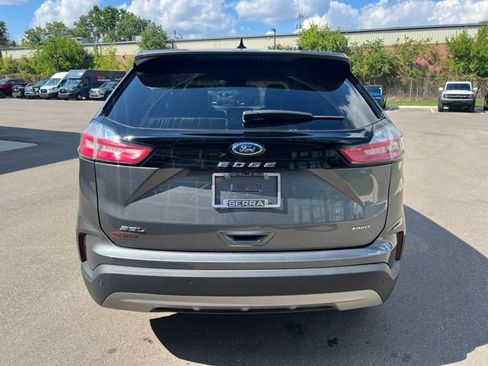 Used 2024 Ford Edge SEL w/ Convenience Package AWD/4WD image 6