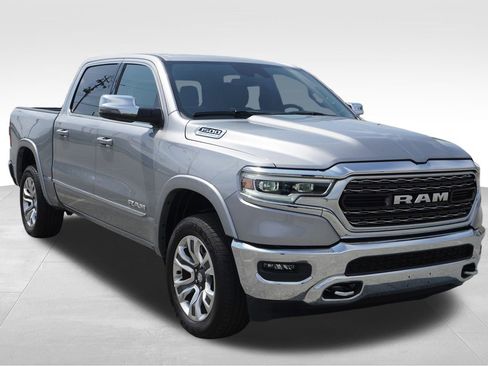 Used 2024 RAM 1500 Limited image 32