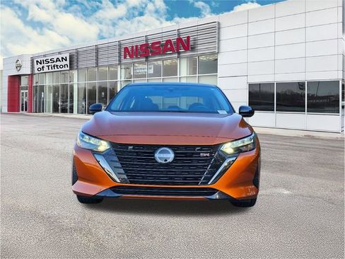 Certified 2024 Nissan Sentra SR w/ SR Premium Package image 2