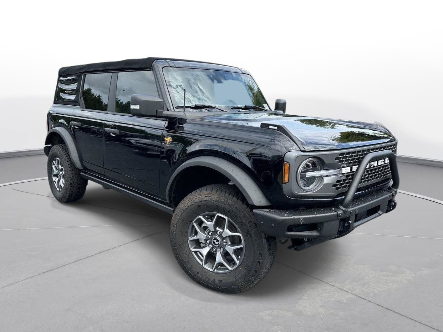 Used 2021 Ford Bronco Badlands AWD/4WD image 4