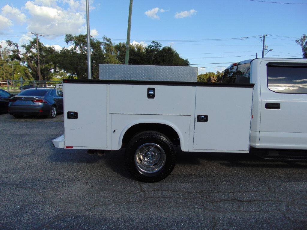 Used 2019 Ford F350 XL w/ Power Equipment Group RWD image 12