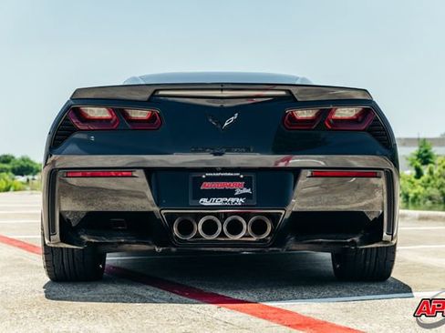 Used 2015 Chevrolet Corvette Stingray Coupe w/ 3LT Preferred Equipment Group RWD image 19