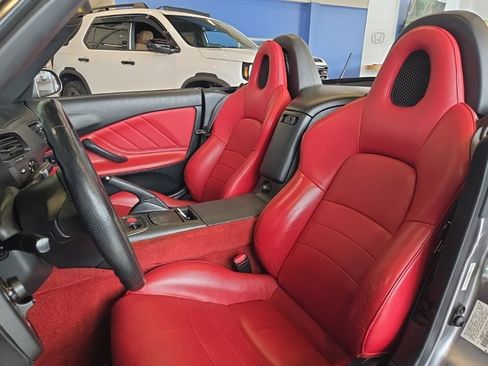 Used 2000 Honda S2000 image 12