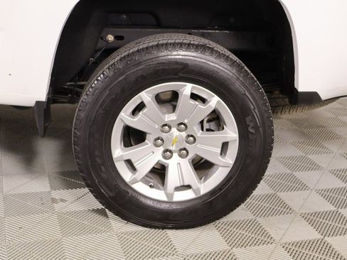 Used 2022 Chevrolet Colorado LT w/ Fleet Safety Package image 17