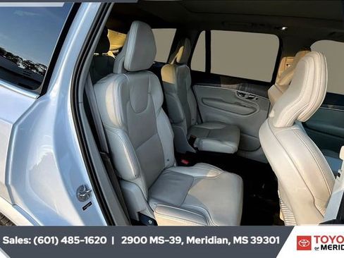 Used 2022 Volvo XC90 T6 Inscription w/ Advanced Package image 19