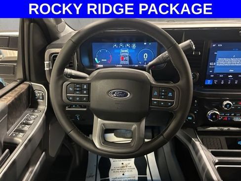 New 2026 Ford F250 Lariat w/ Black Appearance Package AWD/4WD image 13