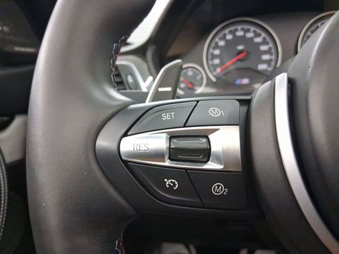 Used 2020 BMW M4 Convertible w/ Executive Package image 12