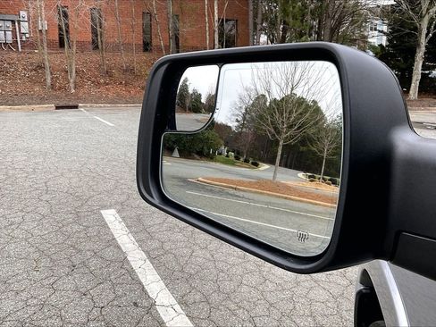 Used 2025 RAM 1500 Big Horn image 30