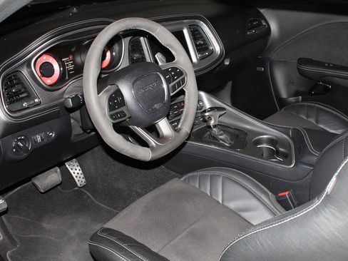 Used 2020 Dodge Challenger SRT Hellcat Redeye RWD image 29