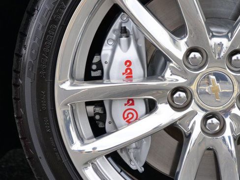 Used 2015 Chevrolet SS / 6.2L V8 / Sunroof / Heated & image 37