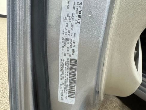 Used 2018 Dodge Grand Caravan SE image 58